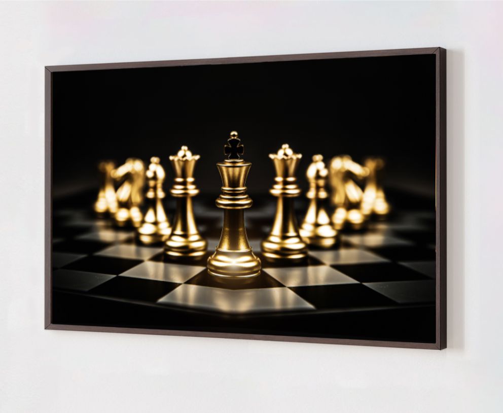 Quadro Decorativo Xadrez Dourado em Adesivo com Moldura Caixa